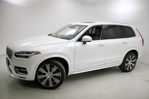 2022 Volvo XC90 T6 Inscription
