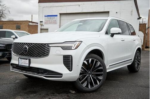2025 Volvo XC90 B6 Plus 7-Seater