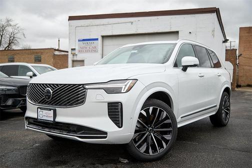 2025 Volvo XC90 B6 Plus 7-Seater