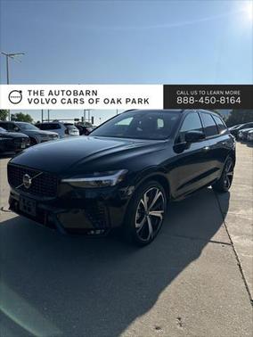2022 Volvo XC60 B6 R-Design
