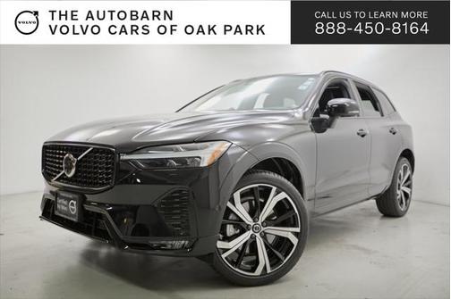 2022 Volvo XC60 B6 R-Design