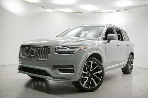 2024 Volvo XC90 B6 Plus Bright Theme 7-Seater