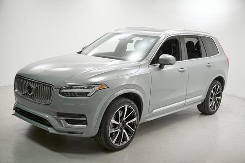 2024 Volvo XC90 B6 Plus Bright Theme 7-Seater