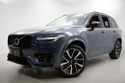 2023 Volvo XC90 Recharge Plug-In Hybrid T8 Ultimate Dark Theme 7-Seater