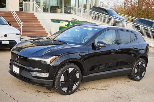 2025 Volvo EX30 Twin Motor Ultra