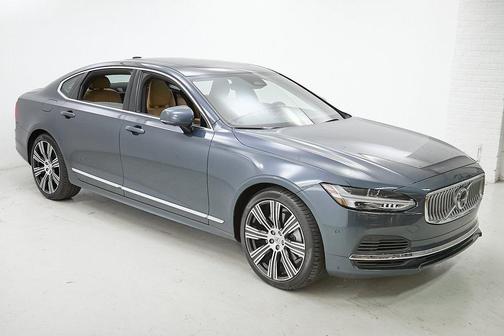 2024 Volvo S90 Recharge Plug-In Hybrid T8 Ultimate