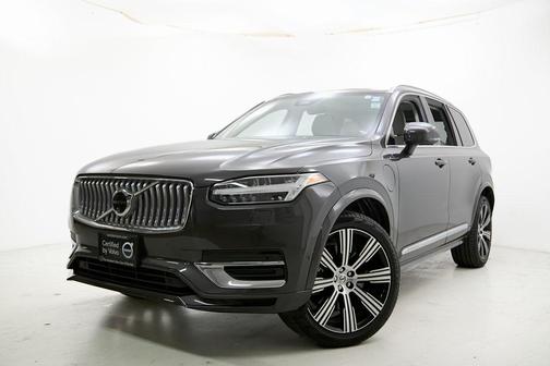 2024 Volvo XC90 Recharge Plug-In Hybrid T8 Ultimate Bright Theme 7-Seater