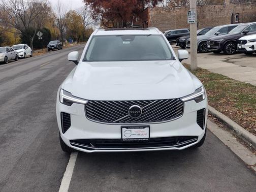 2026 Volvo XC90 B6 Plus 7-Seater