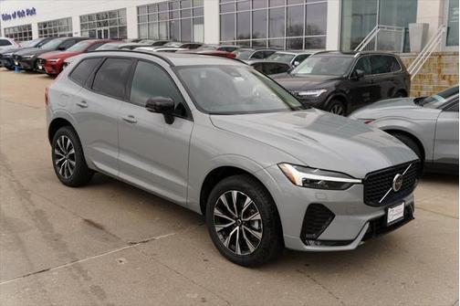 2025 Volvo XC60 B5 Core