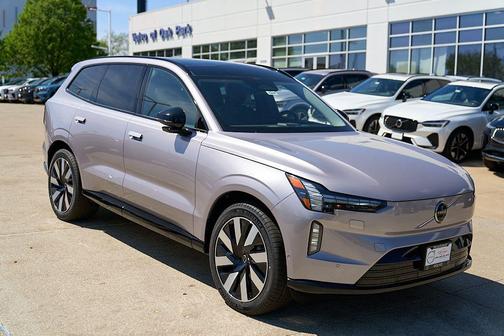 Aurora Silver 2026 Volvo EX90 Ultra, Twin Motor Performance, Fully electric, 7 Seats