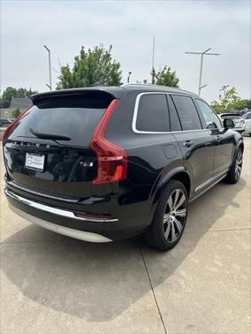 2022 Volvo XC90 T6 Inscription