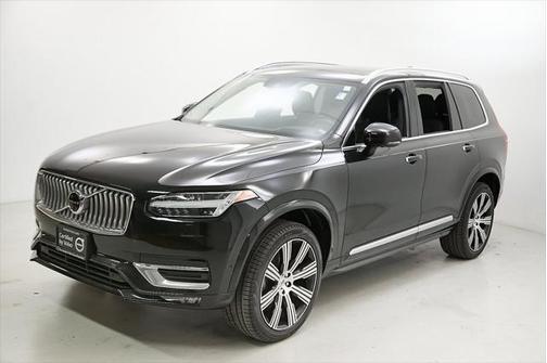 2022 Volvo XC90 T6 Inscription