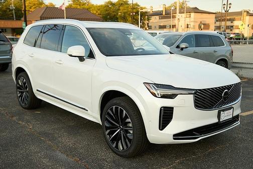 2026 Volvo XC90 B6 Plus 7-Seater
