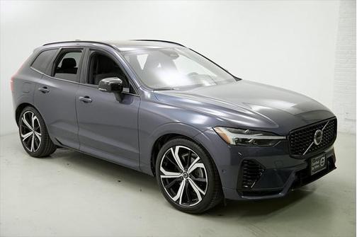 2022 Volvo XC60 Recharge Plug-In Hybrid T8 R-Design