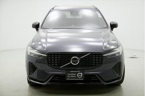 2022 Volvo XC60 Recharge Plug-In Hybrid T8 R-Design
