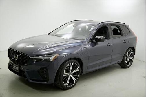 2022 Volvo XC60 Recharge Plug-In Hybrid T8 R-Design