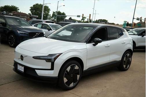 2025 Volvo EX30 Twin Motor Plus