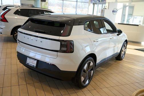 2026 Volvo EX30 Plus Twin Motor Performance, Fully electric