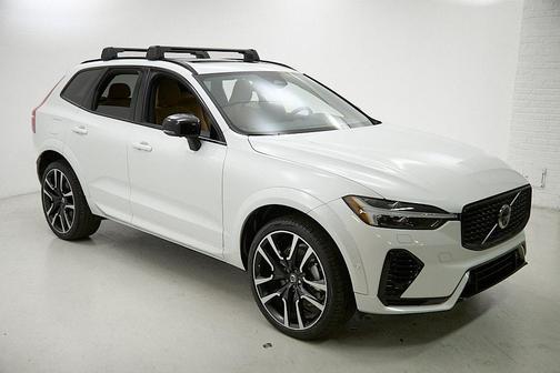 2025 Volvo XC60 Plug-In Hybrid T8 Ultra