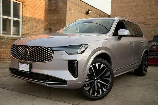 2026 Volvo XC90 B6 Plus 6-Seater
