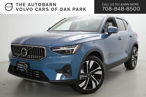 Fjord Blue Metallic 2025 Volvo XC40 B5 Ultra Bright Theme