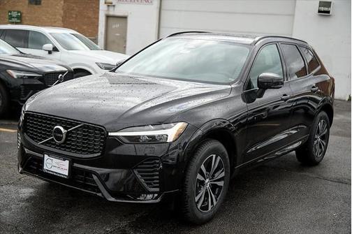 2025 Volvo XC60 B5 Core