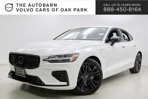 2023 Volvo S60 Recharge Plug-In Hybrid T8 Plus Black Edition