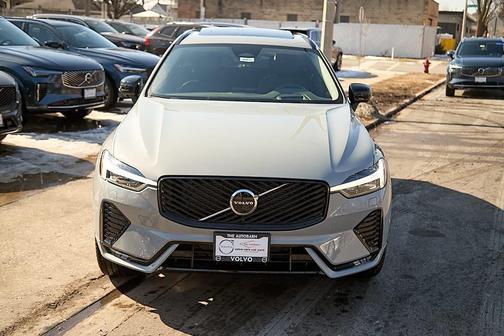 2026 Volvo XC60 B5 Ultra