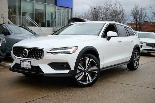 Crystal White Pearl 2026 Volvo V60 Cross Country Plus, B5 AWD Gas (mild hybrid)