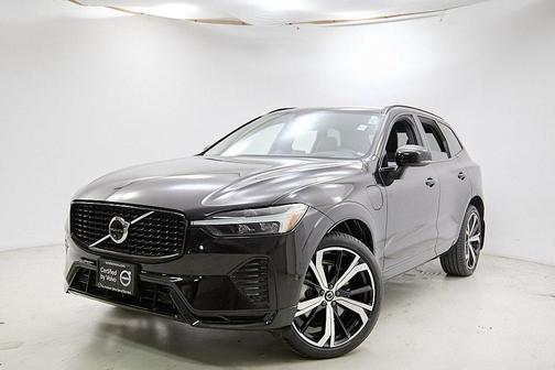 2022 Volvo XC60 Recharge Plug-In Hybrid T8 R-Design