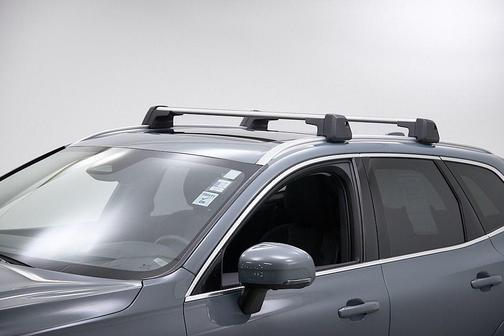 2023 Volvo XC60 B5 Ultimate Bright Theme