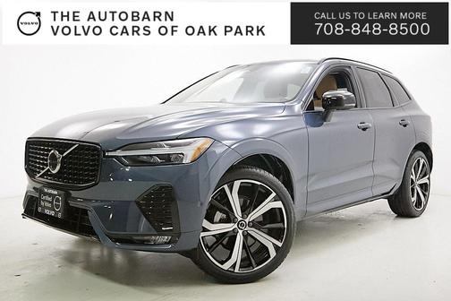 2024 Volvo XC60 B5 Ultimate Dark Theme