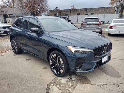 2026 Volvo XC60 B5 Plus