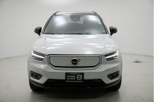 2022 Volvo XC40 Recharge Pure Electric P8 Twin Ultimate