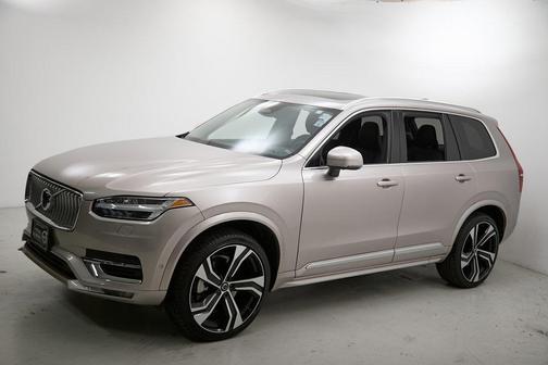 2024 Volvo XC90 B6 Ultimate Bright Theme 7-Seater