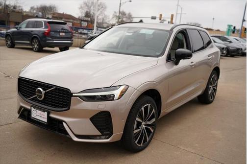 2025 Volvo XC60 B5 Plus