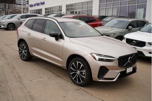 2025 Volvo XC60 B5 Plus