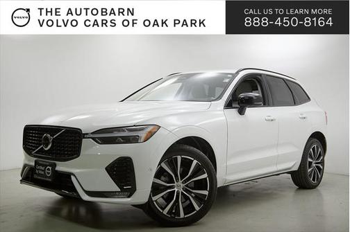 2024 Volvo XC60 B5 Ultimate Dark Theme