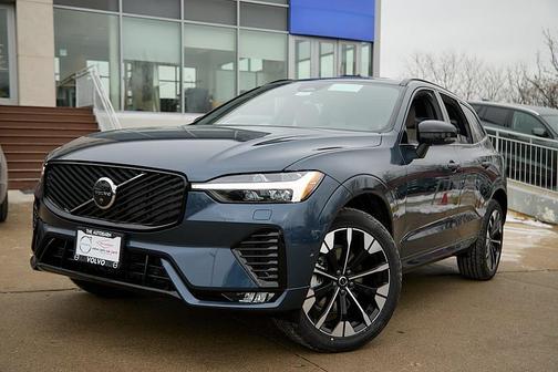 2026 Volvo XC60 B5 Plus