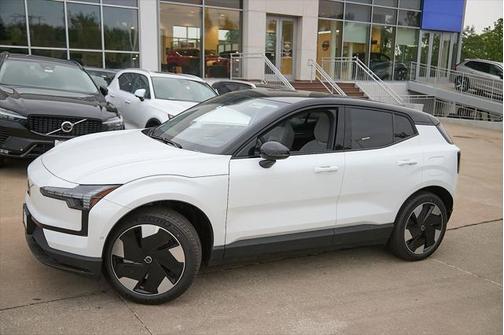 2025 Volvo EX30 Twin Motor Ultra