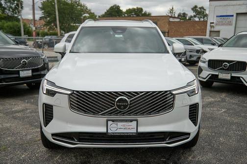 2026 Volvo XC90 B6 Plus 7-Seater