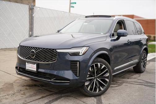 2025 Volvo XC90 B6 Ultra