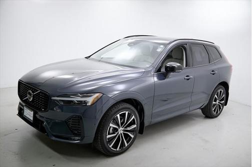 2025 Volvo XC60 Plus