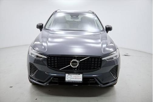 2025 Volvo XC60 Plus