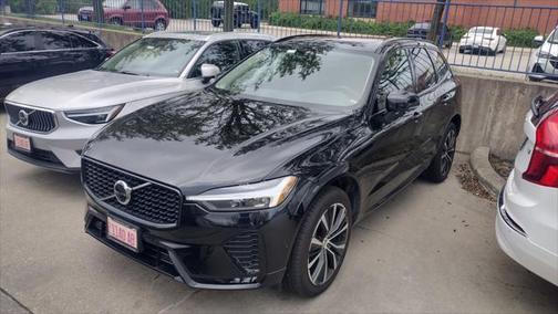 2025 Volvo XC60 B5 Plus