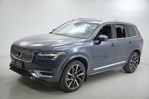 2023 Volvo XC90 B6 Plus 7-Seater
