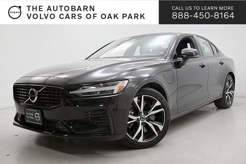 2022 Volvo S60 Recharge Plug-In Hybrid T8 R-Design