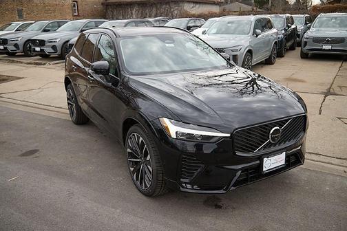 2026 Volvo XC60 B5 Ultra