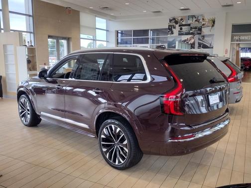 2026 Volvo XC90 B6 Plus 7-Seater