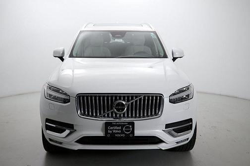 Crystal White Metallic 2024 Volvo XC90 B6 Plus Bright Theme 6-Seater